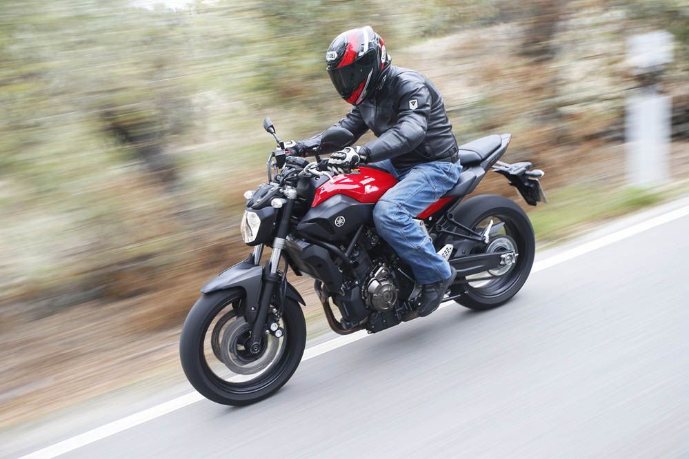 Comparativa Yamaha MT-09 y Yamaha MT-07. Galería