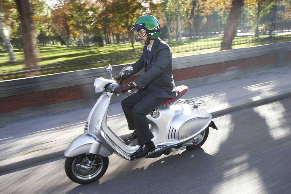 Prueba de la Vespa 946. Galería