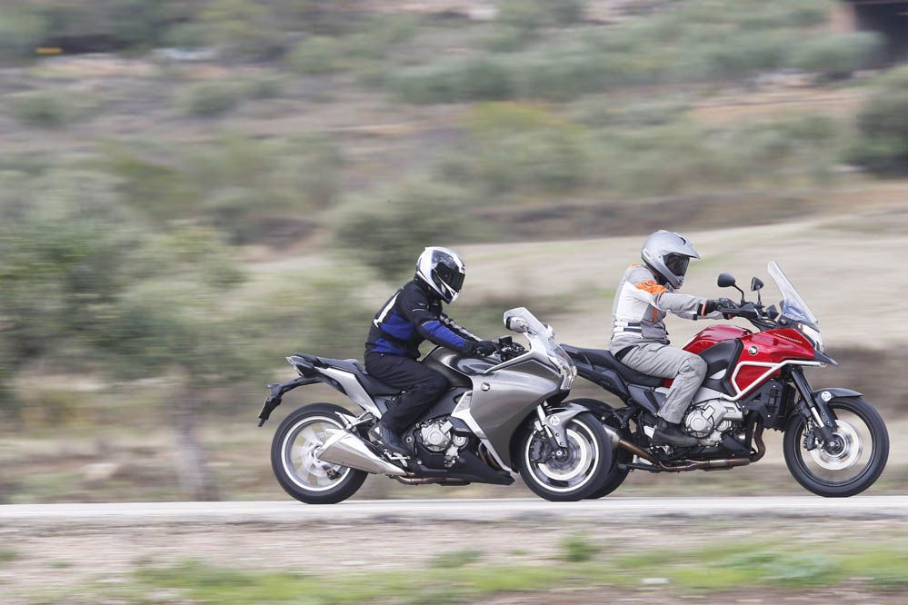 Comparativa Honda Crosstourer- Honda VFR1200F. Galería