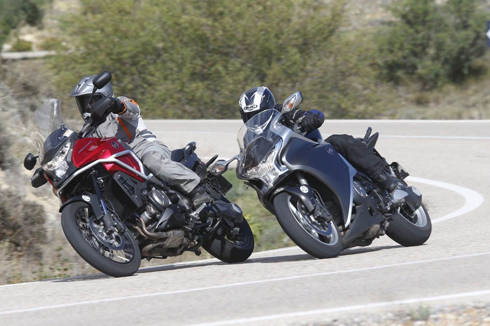 Comparativa Honda Crosstourer- Honda VFR1200F. Galería