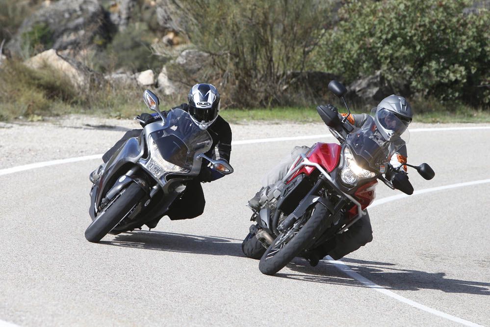 Comparativa Honda Crosstourer- Honda VFR1200F. Galería