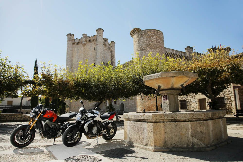 Comparativa MV Agusta Brutale-Yamaha MT-09. Galeria