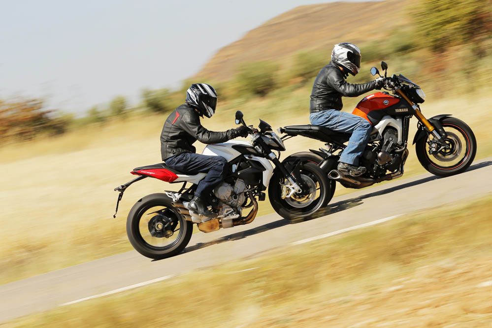 Comparativa MV Agusta Brutale-Yamaha MT-09. Galeria
