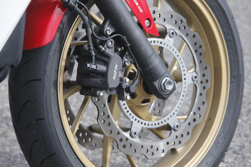Yamaha YZF-R1/M- Galería