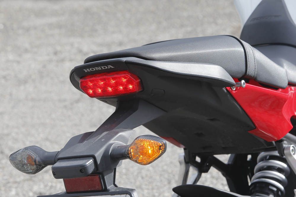 Yamaha YZF-R1/M- Galería