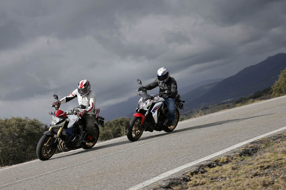 Yamaha YZF-R1/M- Galería