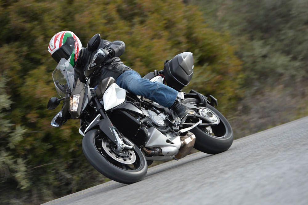 Prueba de la MV Agusta Stradale. Galería