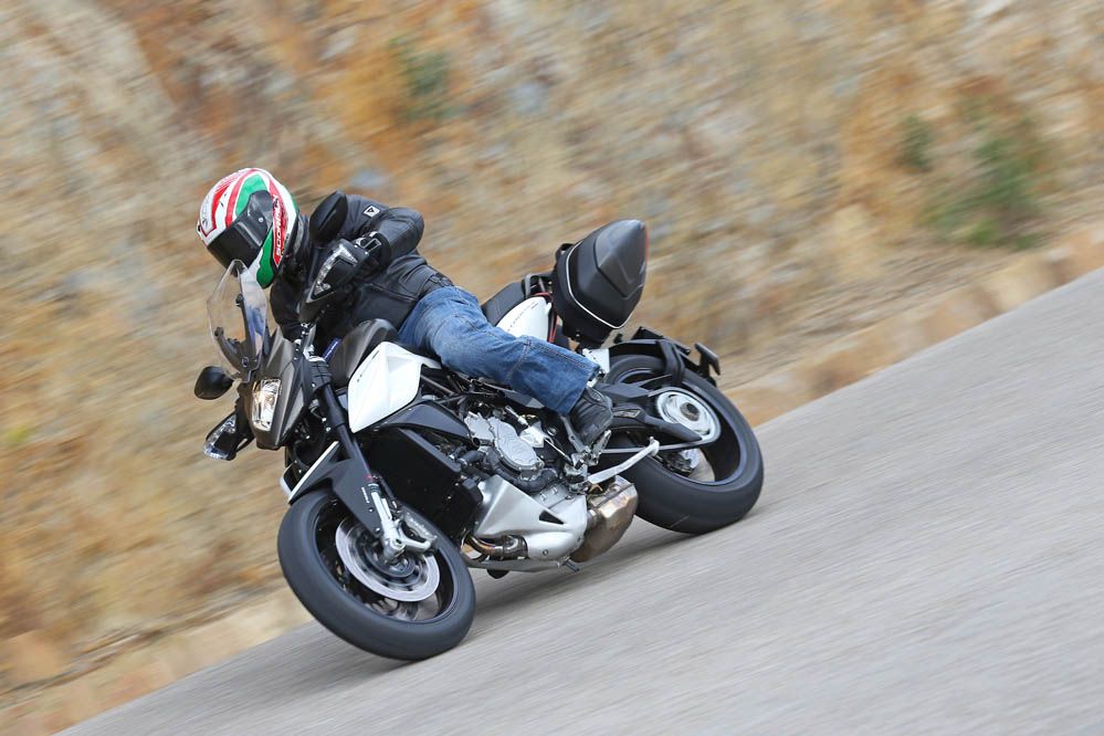 Prueba de la MV Agusta Stradale. Galería