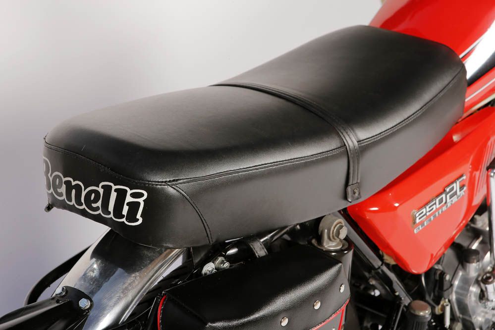 Moto clásica: Benelli 250 2c Elettronica. Galería