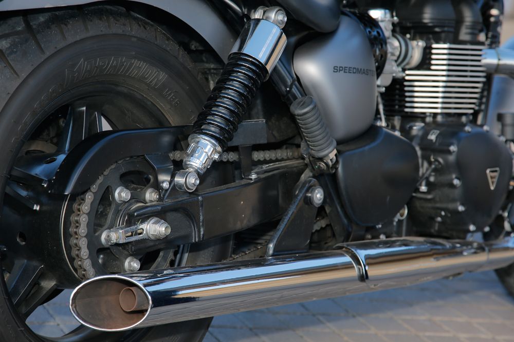 Comparativa Harley-Davidson Street XG750, la Suzuki Intruder M800 y la Triumph Speedmaster. Galería