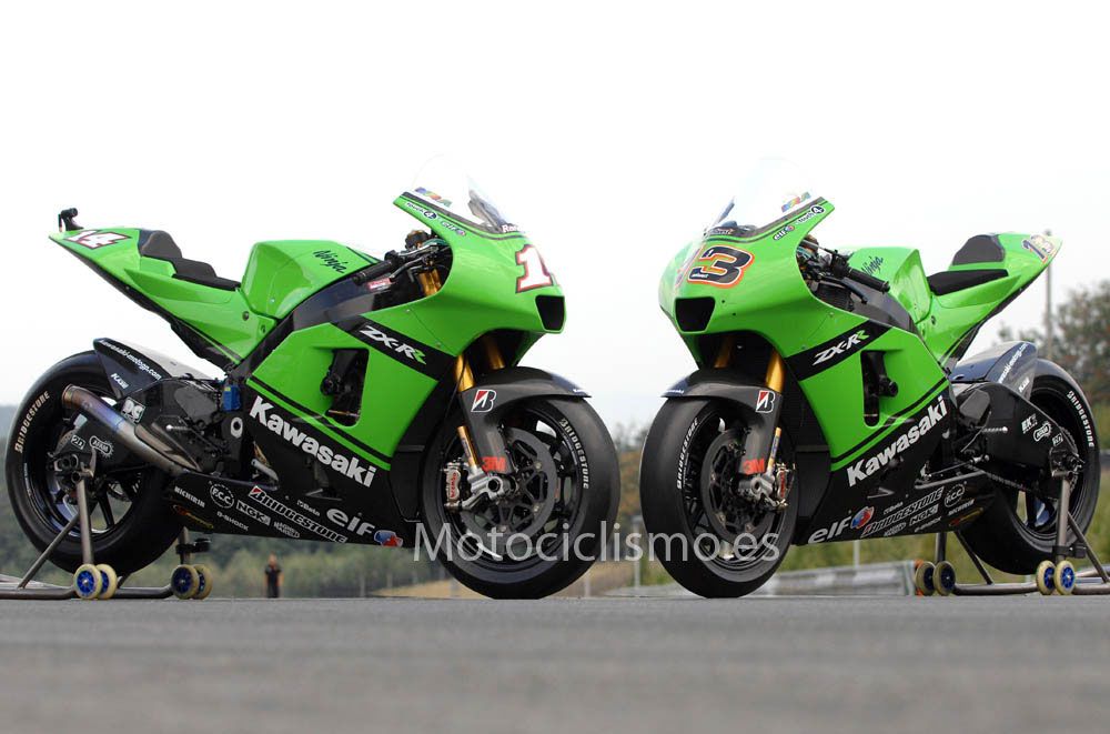 Kawasaki ZX-RR 2007. Randy De Puniet y .Anthony West Foto: MPIB