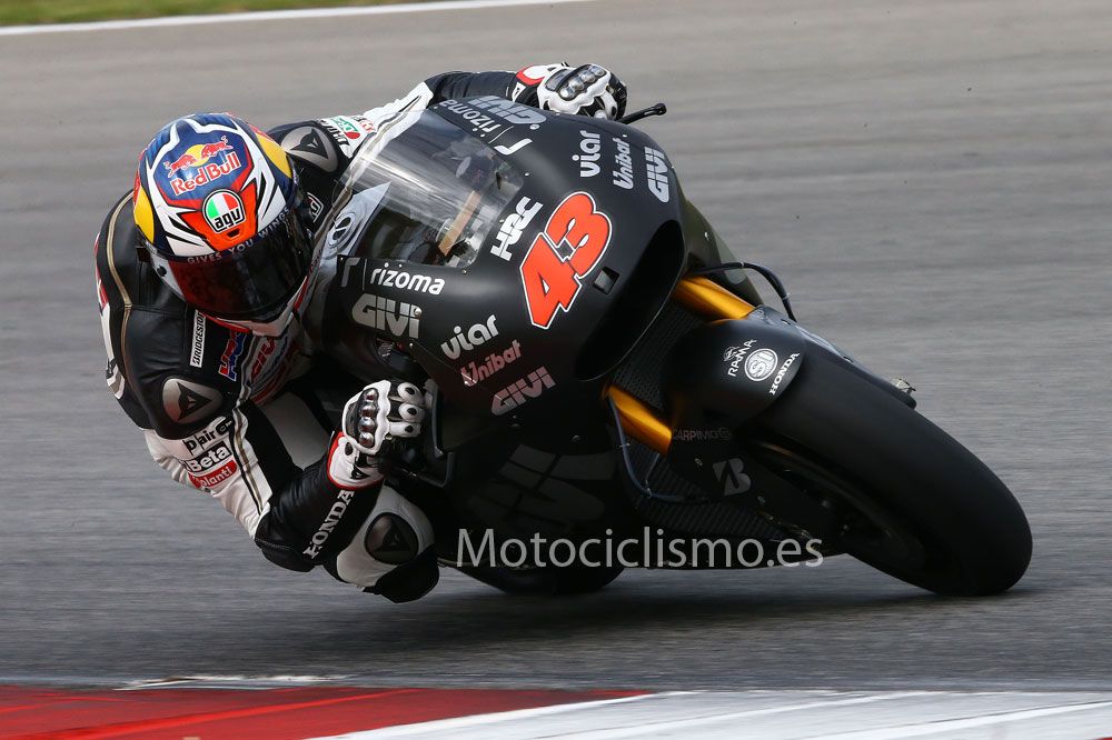 Las fotos de los test de Sepang 2015