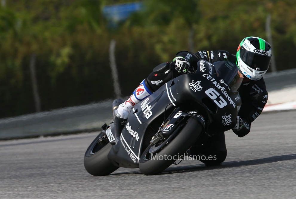 Las fotos de los test de Sepang 2015