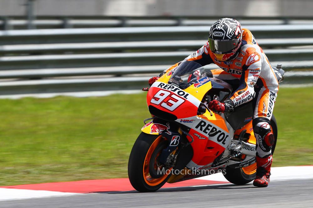 Las fotos de los test de Sepang 2015