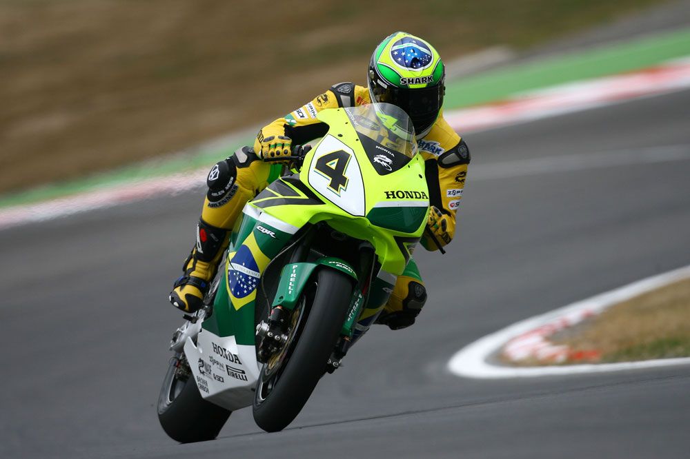 Pilotos que intentaron conquistar MotoGP y SBK. Galería