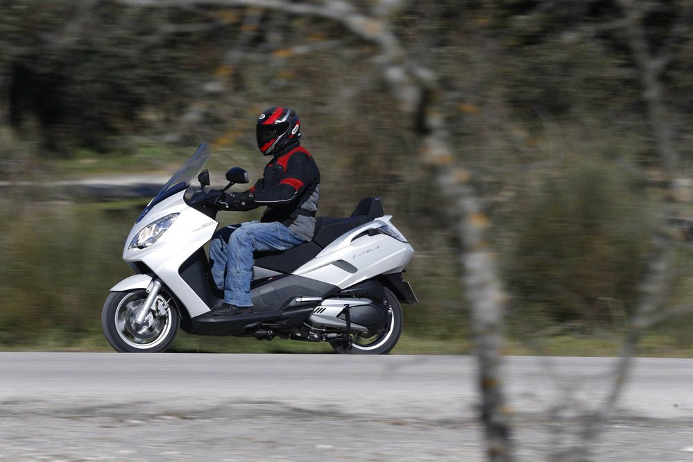 Prueba del Peugeot Satelis 400. Galería