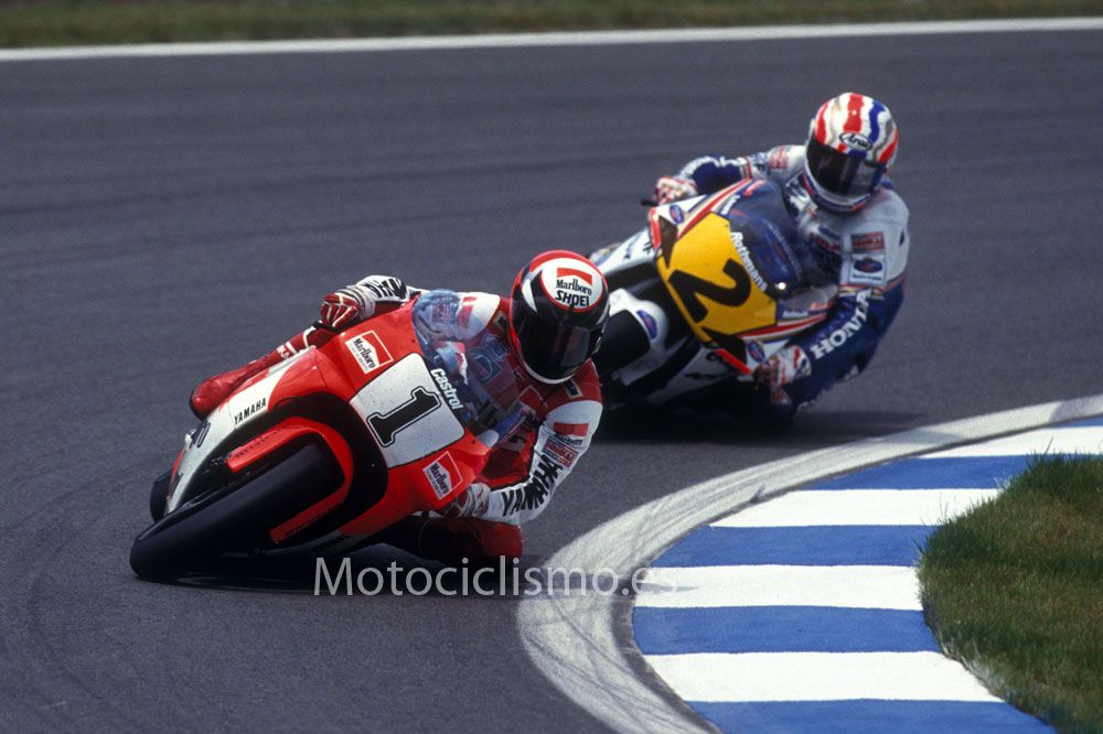 Fotos de Mick Doohan y su Honda 500 1992