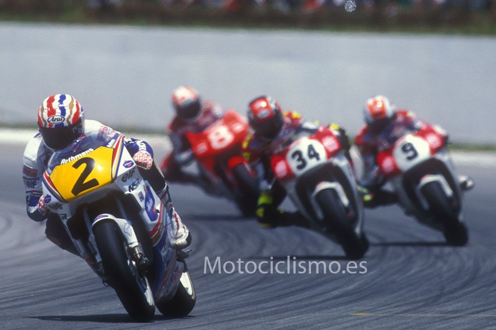 Fotos de Mick Doohan y su Honda 500 1992