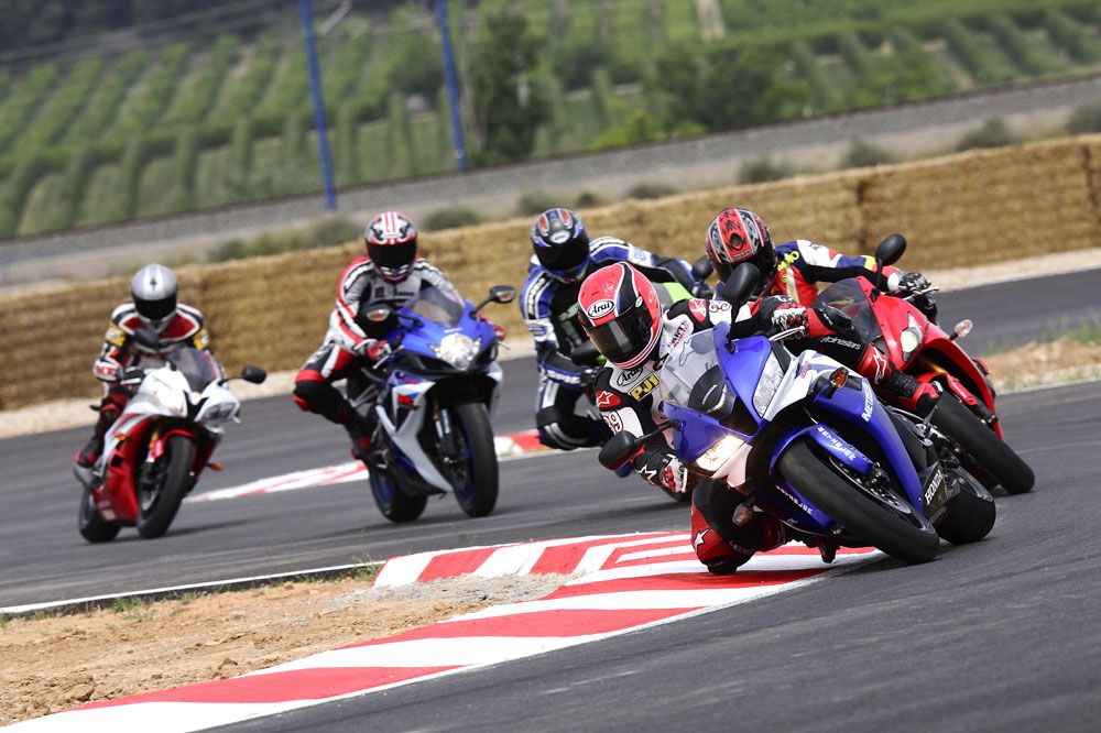 Las mejores fotos de la revista La Moto