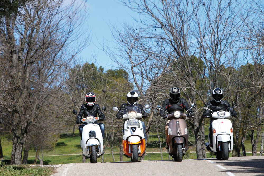 Comparativa Scooter Vintage 125: Daelim, KYMCO, Peugeot y Vespa.Galería