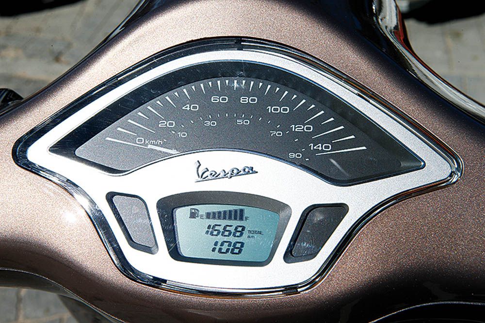 Comparativa Scooter Vintage 125: Daelim, KYMCO, Peugeot y Vespa.Galería