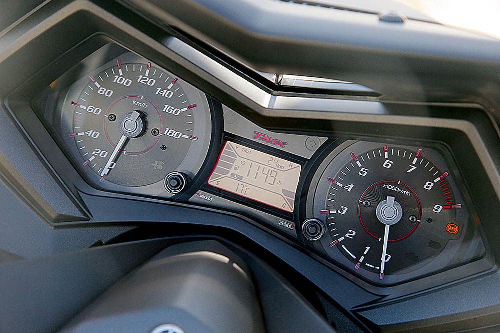Prueba del Yamaha T-MAX 530 2015. Galería