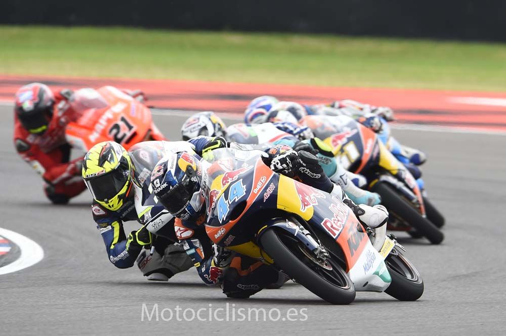 La carrera de Moto3 de Argentina en fotos