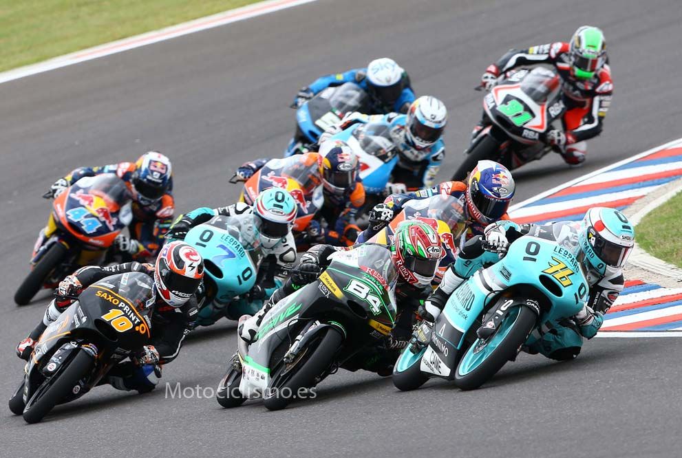 La carrera de Moto3 de Argentina en fotos