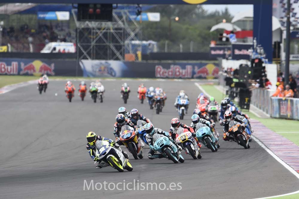 La carrera de Moto3 de Argentina en fotos