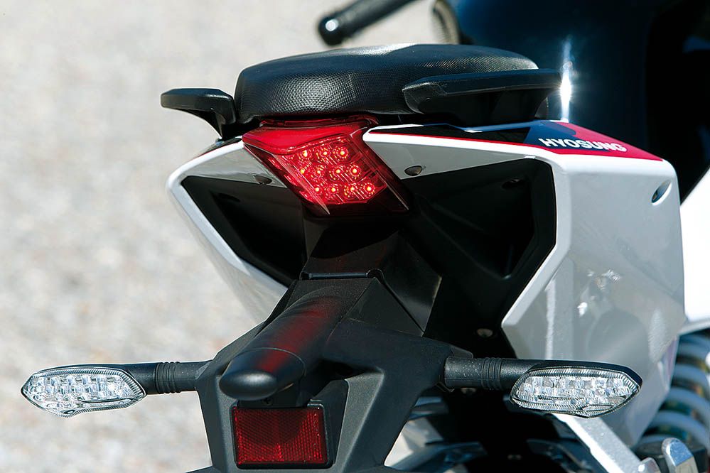 Prueba de la Hyosung GD 250R. Galería