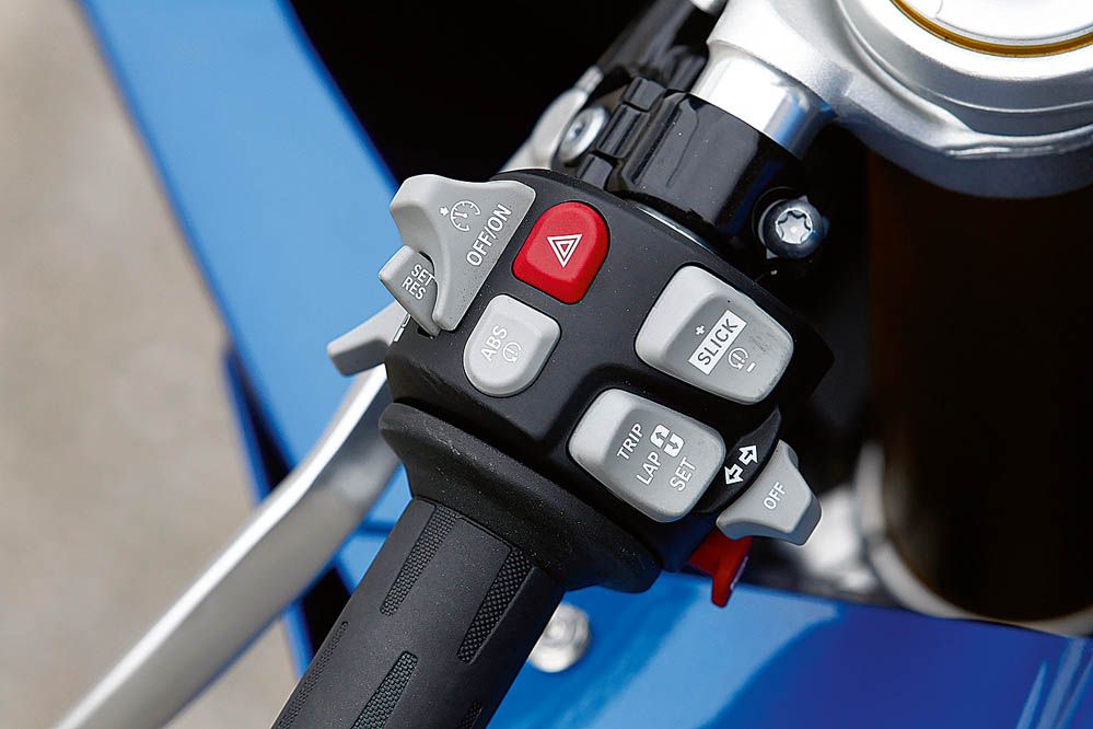 Comparativa Superbike: BMW S 1000 RR, Ducati 1299 Panigale S y Yamaha YZF-1. Galería