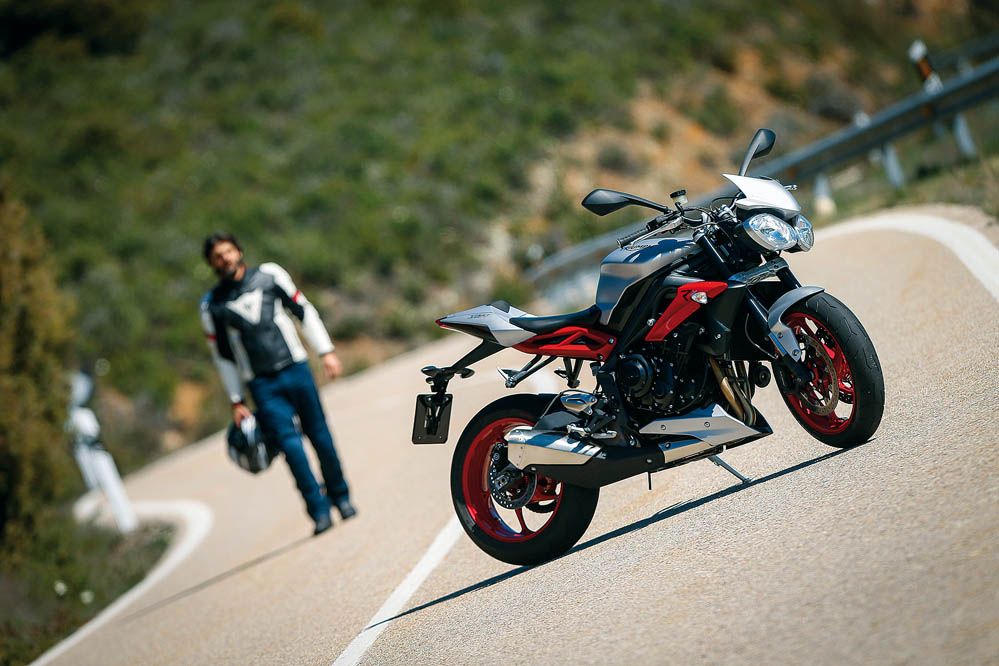 Prueba de la Triumph Street Triple Rx.Galería
