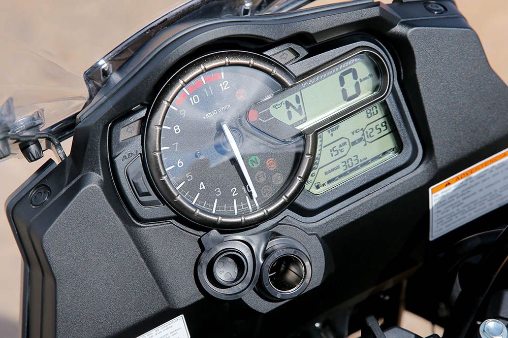 Comparativa Trail: Honda VFR800X Crossrunner, Suzuki V-Strom 1000, Yamaha MT-09 Tracer. Galería