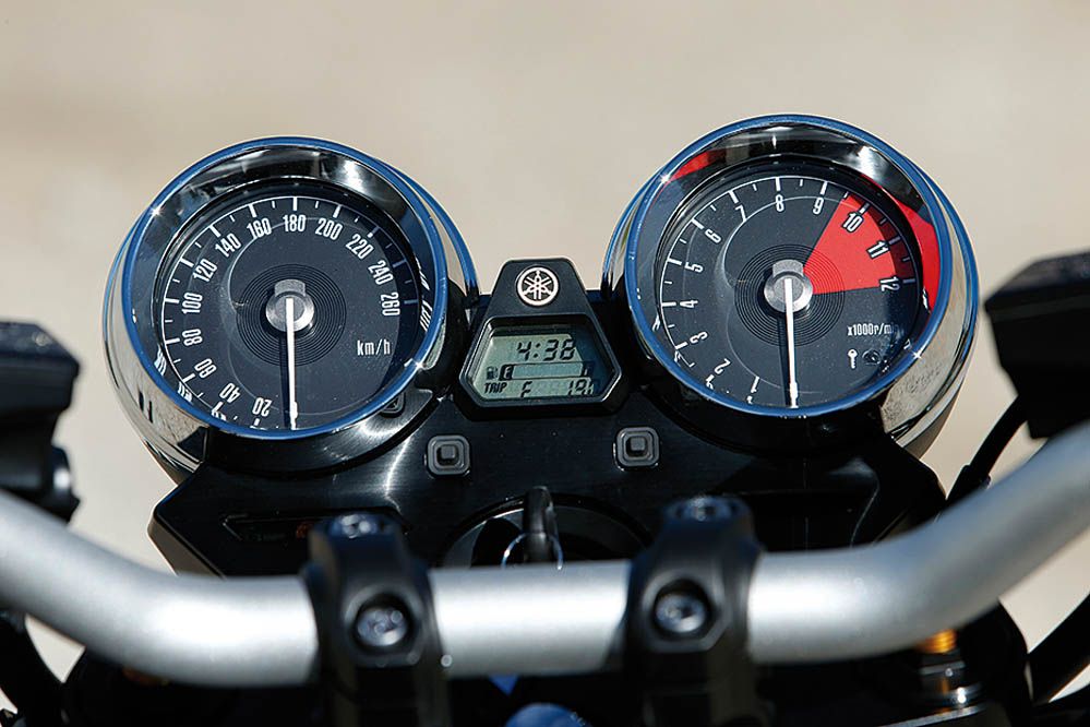 Comparativa Honda CB1100EX-Yamaha XJR1300. Galería