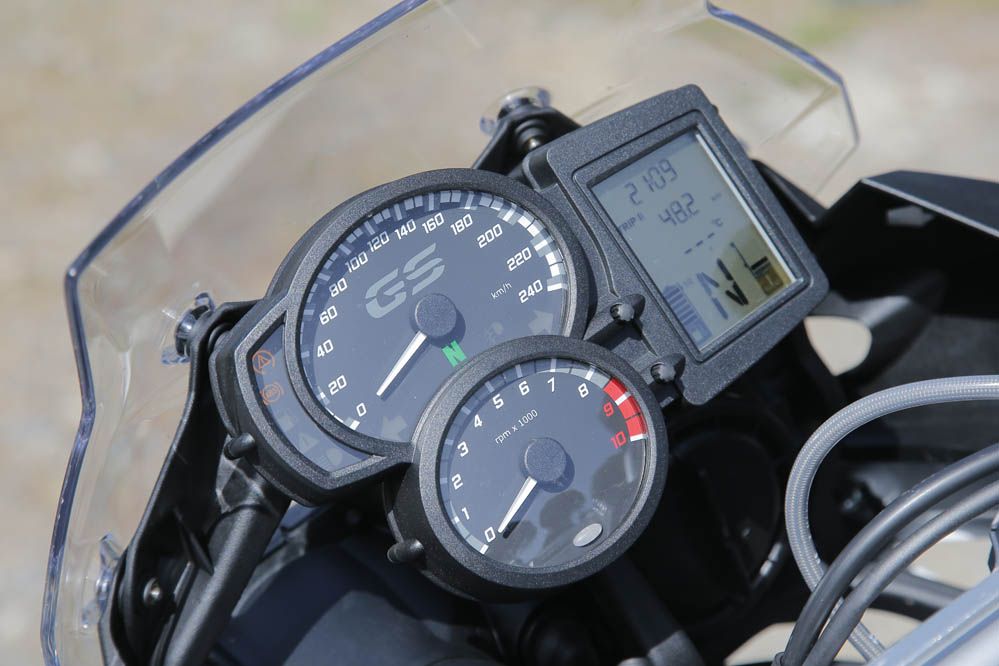 Comparativa Trail: BMW F 700 GS, Honda NC750X DCT, Kawasaki Versys 650 Tourer Plus y Suzuki V-Strom 650XT. Galería