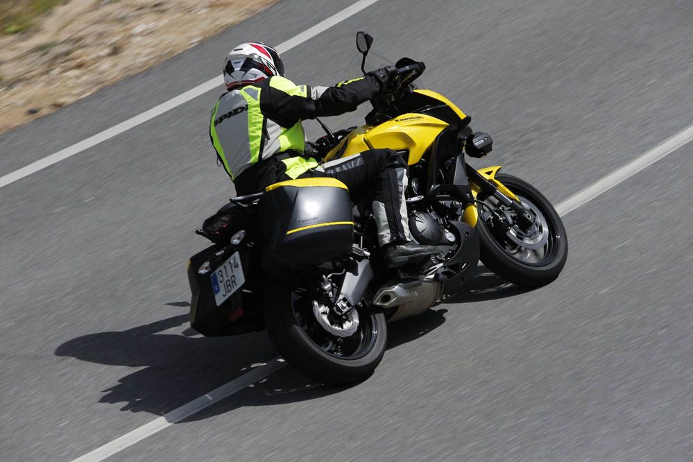 Comparativa Trail: BMW F 700 GS, Honda NC750X DCT, Kawasaki Versys 650 Tourer Plus y Suzuki V-Strom 650XT. Galería