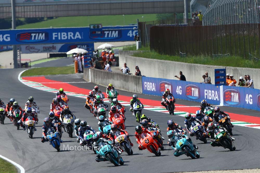 La carrera de Moto3 de Mugello en fotos