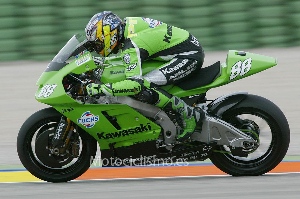 Motos de 500 y MotoGP sin patrocinador