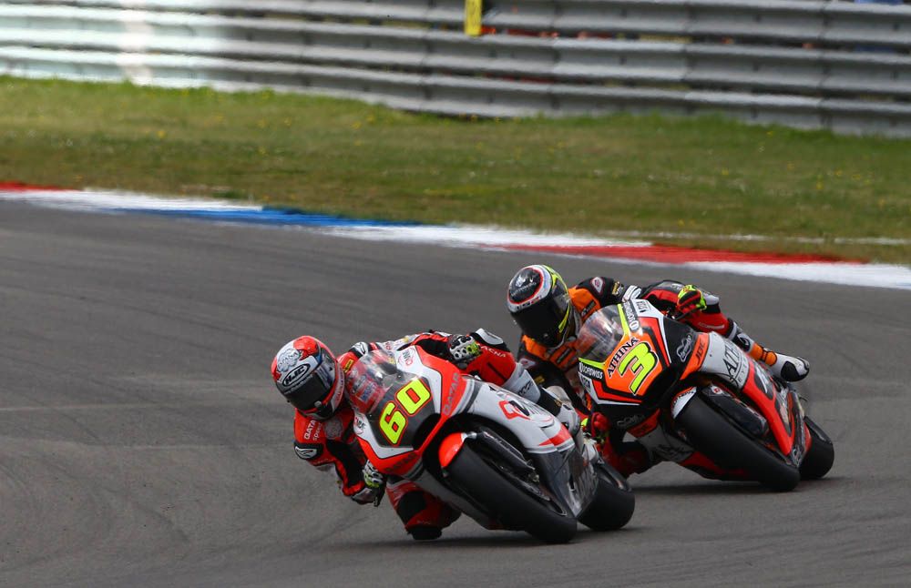 La carrera de Moto2 del GP de Holanda en imágenes