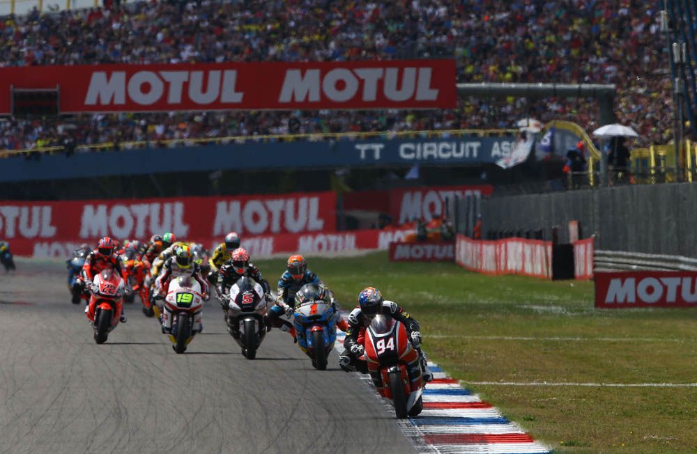 La carrera de Moto2 del GP de Holanda en imágenes