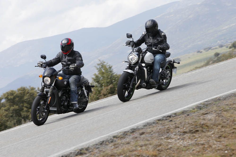 Comparativa Custom: Harley Davidson Street 750-Kawasaki Vulcan S