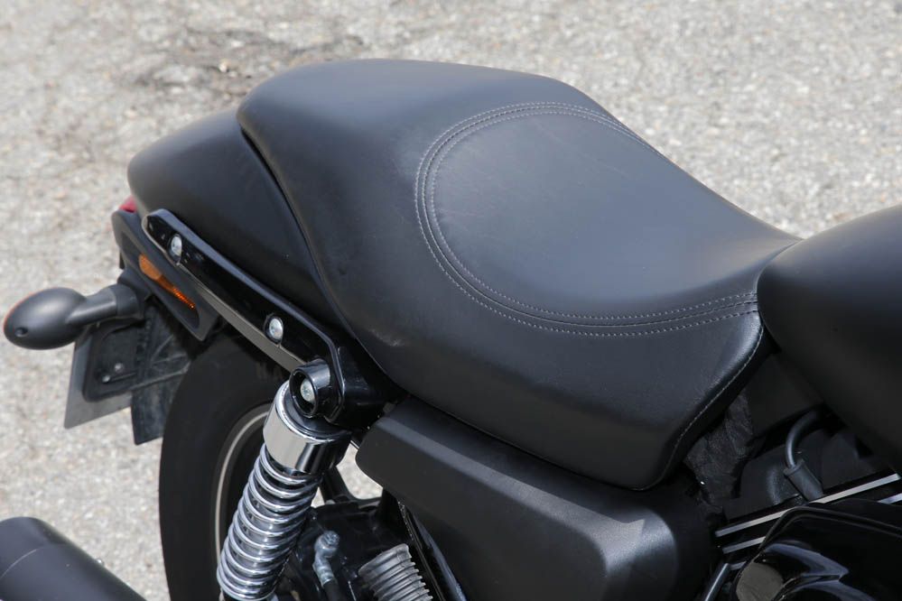 Comparativa Custom: Harley Davidson Street 750-Kawasaki Vulcan S