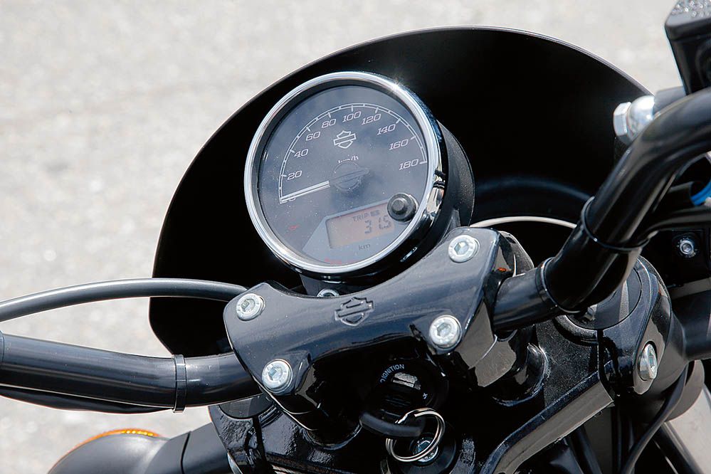 Comparativa Custom: Harley Davidson Street 750-Kawasaki Vulcan S