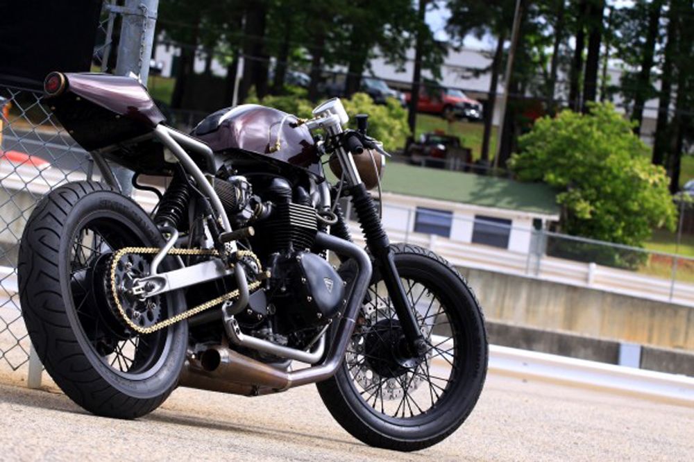 Preparaciones sobre la Triumph Thruxton