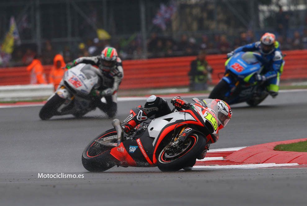 La carrera de MotoGP del GP de Gran Bretaña en imágenes