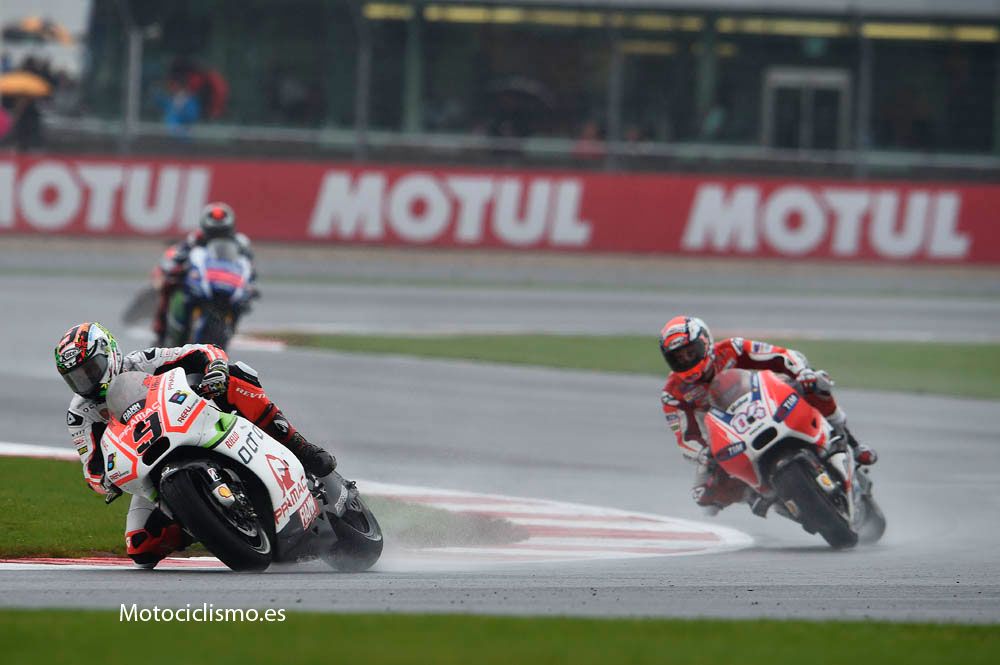 La carrera de MotoGP del GP de Gran Bretaña en imágenes