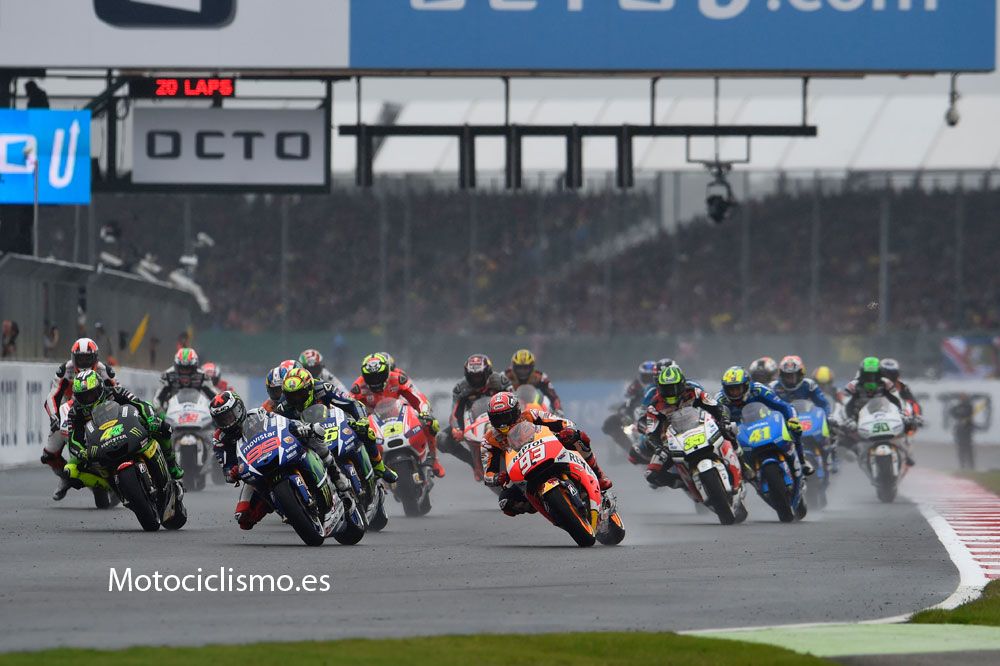 La carrera de MotoGP del GP de Gran Bretaña en imágenes