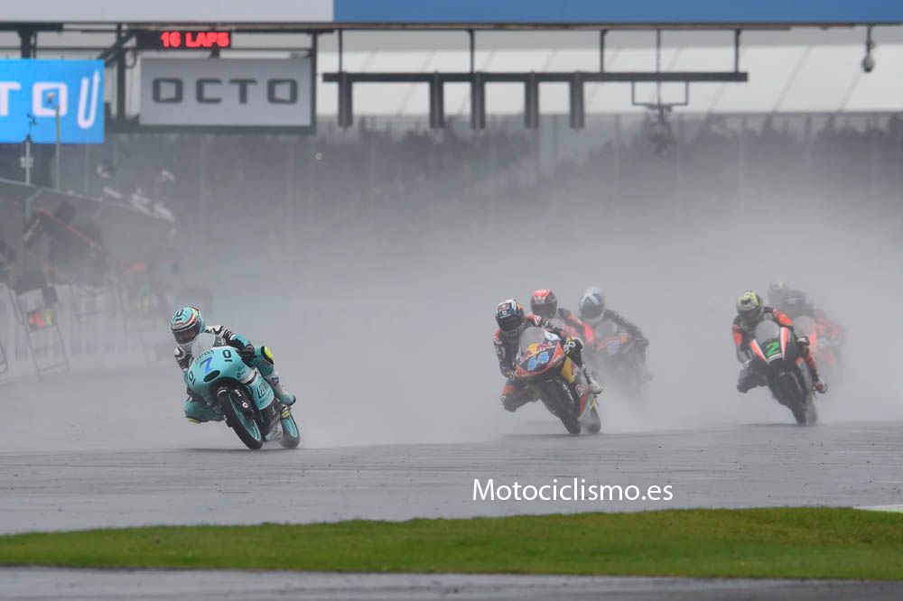 La carrera de Moto3 en Silverstone en imágenes