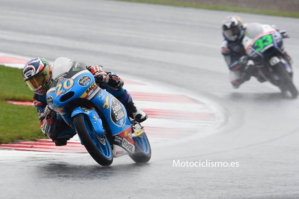 La carrera de Moto3 en Silverstone en imágenes