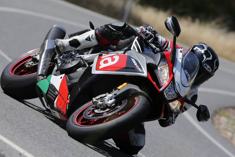 Prueba de la Aprilia RSV4 RF. Galería